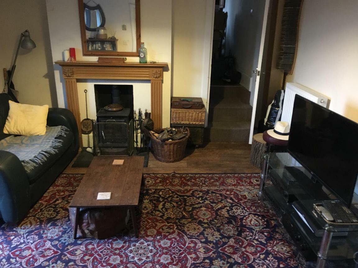Holly Grove - Homestay Бристоль Экстерьер фото